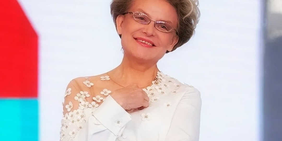 Над советами Малышевой ржут, но не спорят, что в 64 она выглядит отлично. Сможете и вы, если попробуете её принципы питания (адекватные)