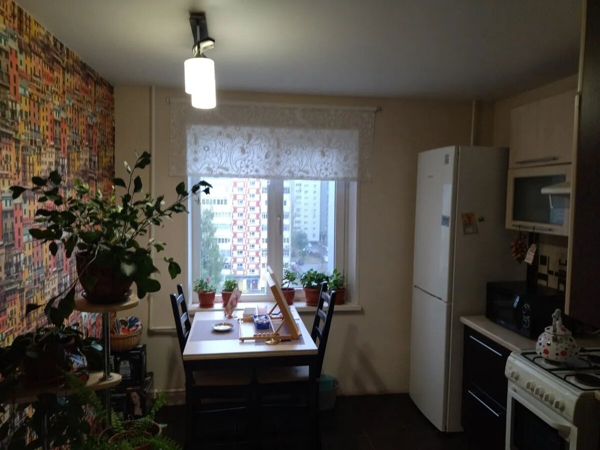 Владислав остановился на квартире в Азино за 6,7 млн рублей, жилье продавала пенсионерка. Фото предоставлено героем статьи