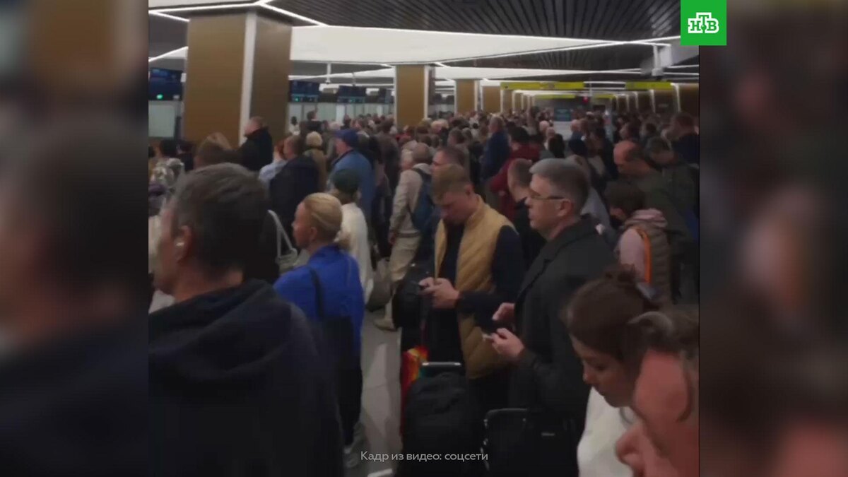    Пассажиры пожаловались на коллапс в аэропорту Шереметьево