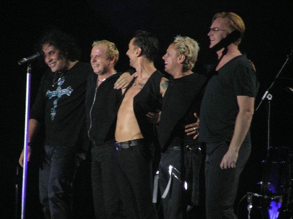 Те же яйца...эээ, лица, только в профиль)))