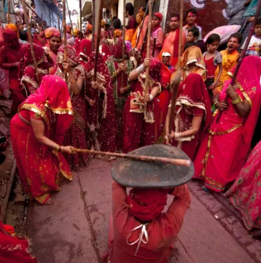 Представляете, какой раздается громкий БАМ! БАМ!