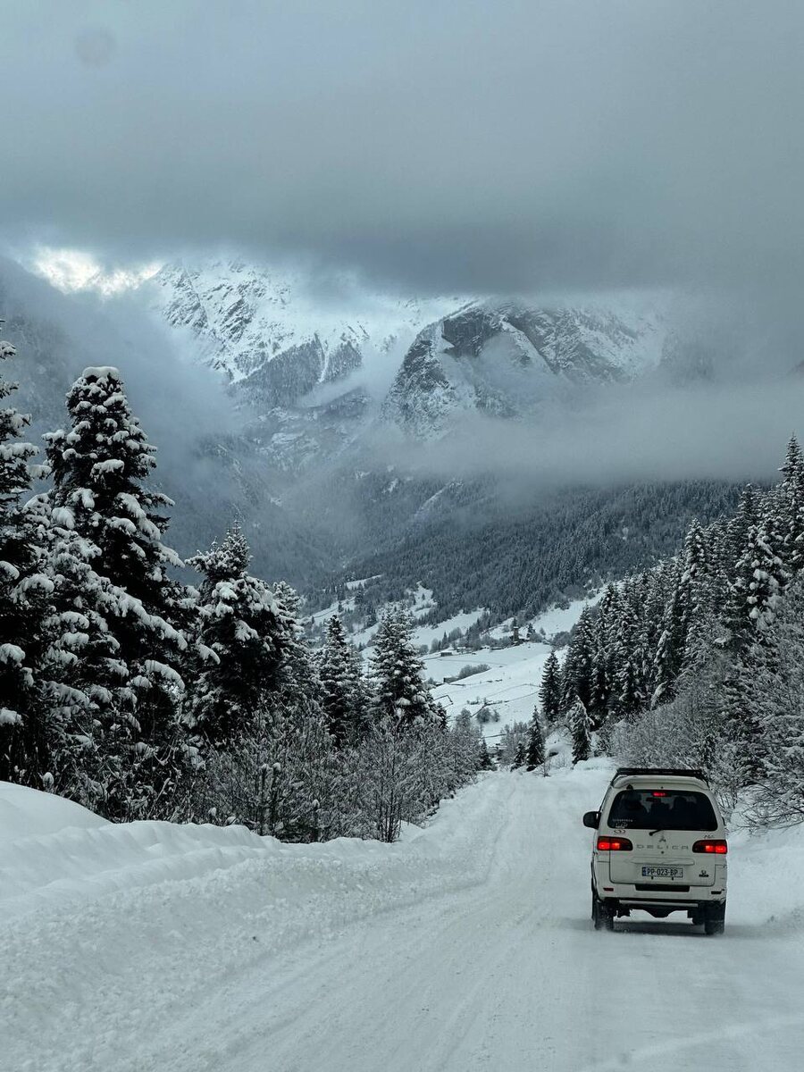 В сванети двигаемся на Деликах