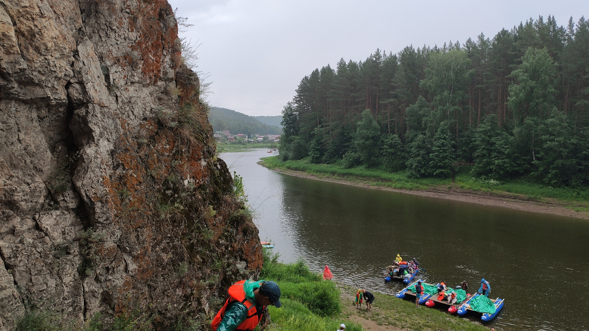 Вот так я хочу жить, а не работать. Так я и живу сейчас. Это мое фото со сплава по р.Ай.