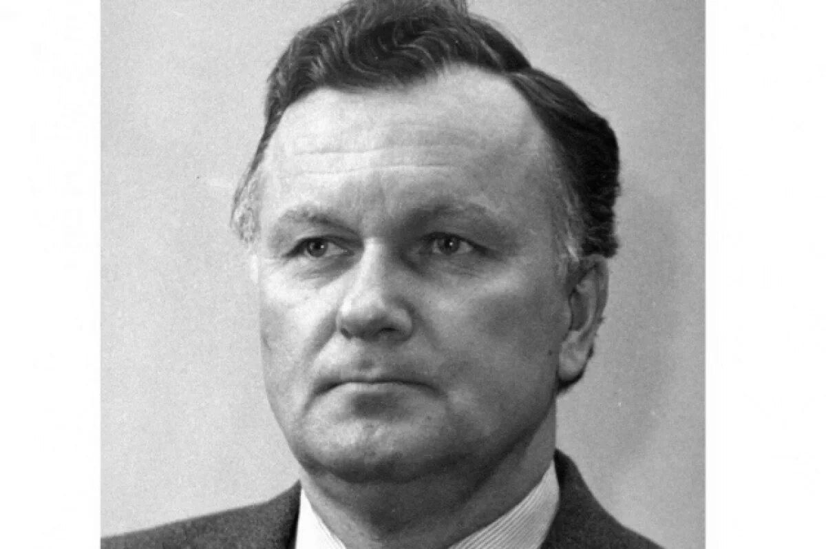    На 92-м году жизни умер бывший ректор ИГУ Юрий Козлов