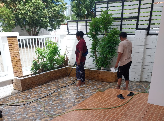 Это конечно не квартира, но в домах стоимость уборки будет конечно же выше.