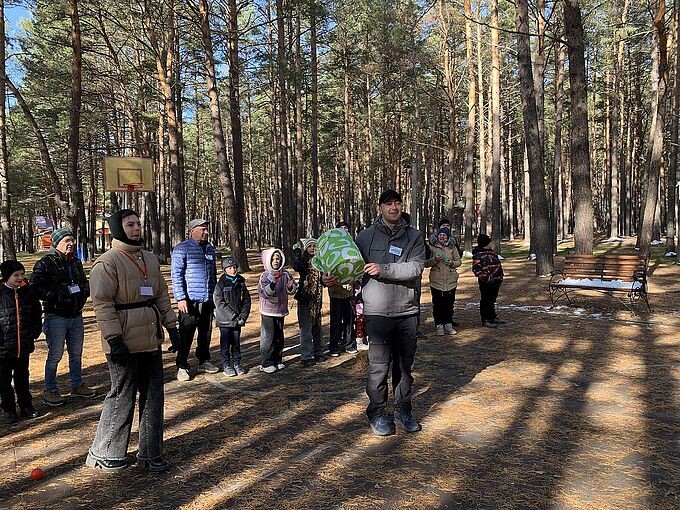Команды выполняют задания квеста