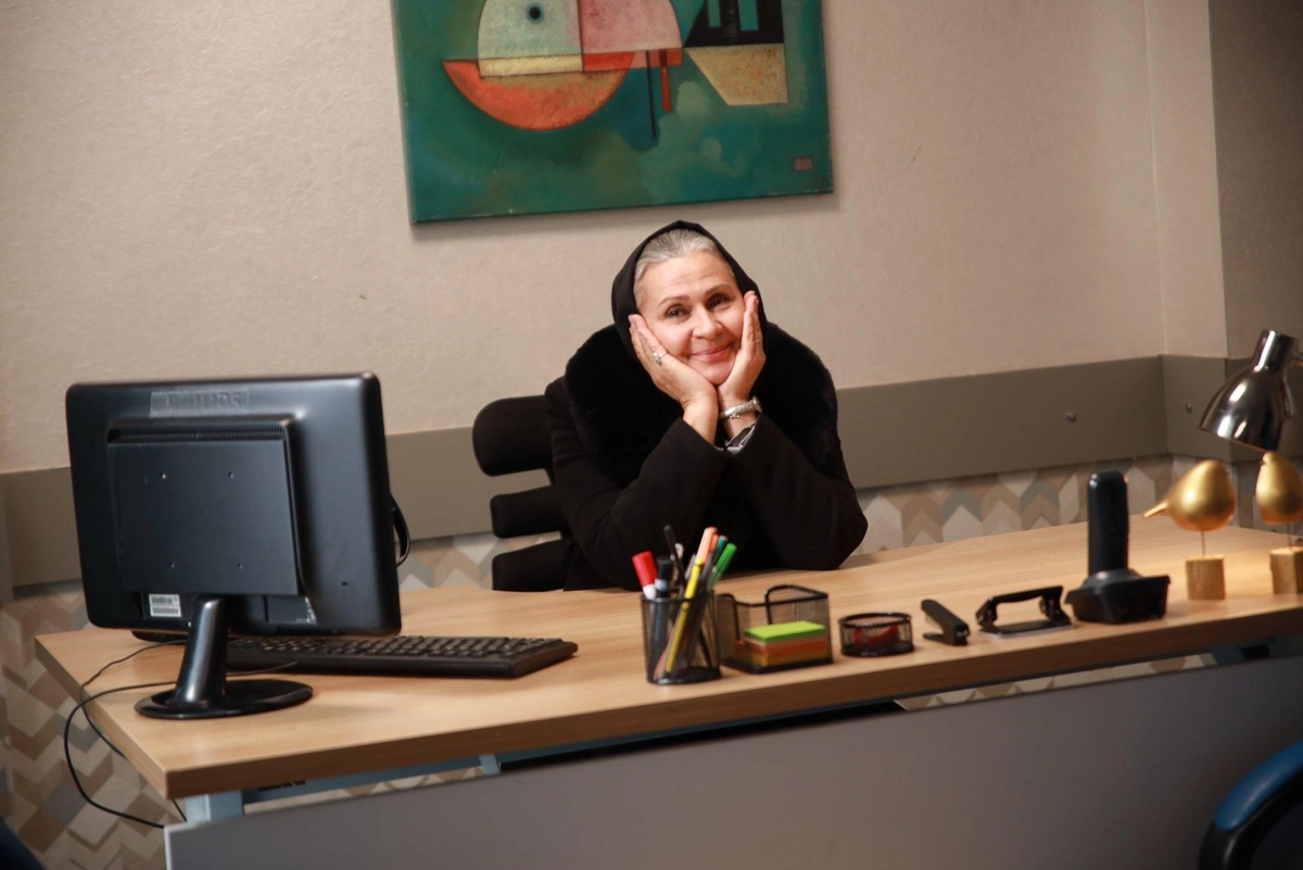 За кадровое фото со съемок сериала. Фото взято из социальной сети