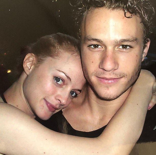    Хизер Грэм призналась, что была счастлива в отношениях с Хитом ЛеджеромСоцсети