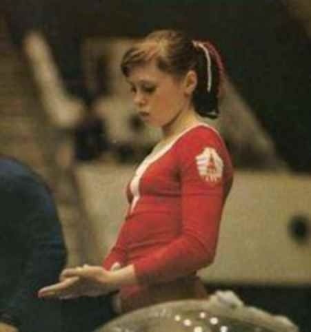 Представьте себе Москву конца 70-х. В мире гимнастики правят железные королевы из Румынии и СССР