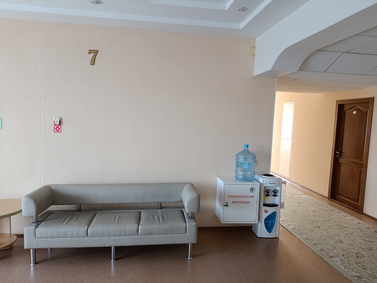 Седьмой, "НАШ", этаж.