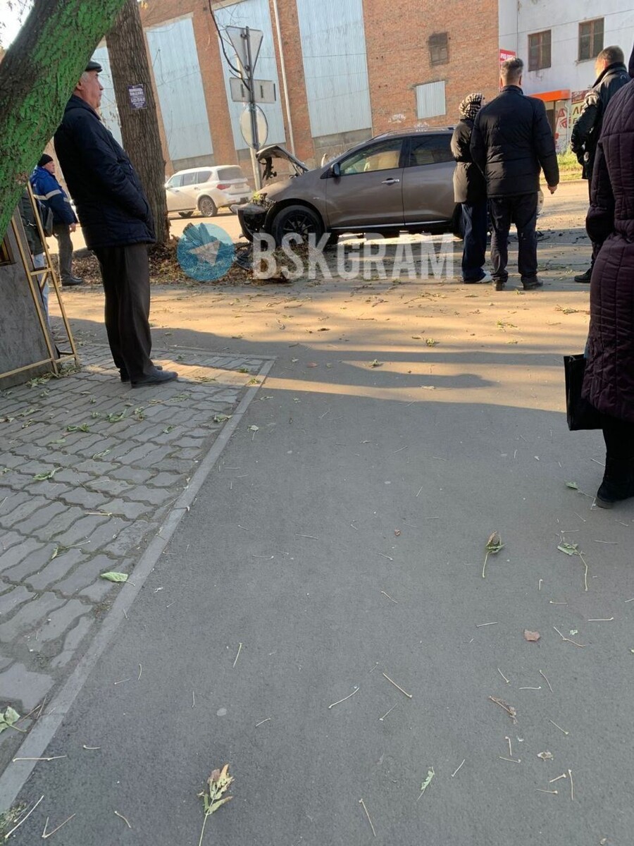    ДТП на пересечении улицы Красноармейской и переулка Училищного. Источник: t.me/bskgram