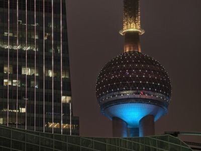    Vivo X300 Pro с внешним телеобъективом показали в работе [ФОТО]