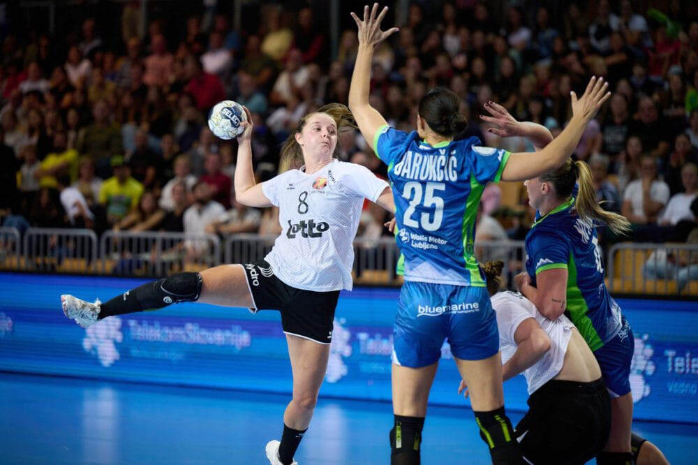    Бомбардир "чёрных стрел" Неле Антониссен