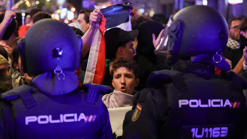    Фото: Reuters/Violeta Santos Moura