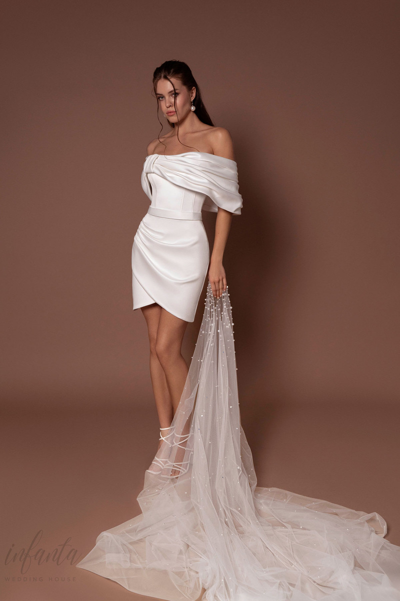Атласное свадебное платье Солано от бренда Infanta