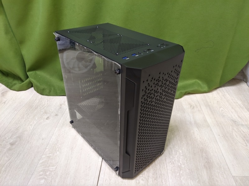     Компактность и лаконичность.