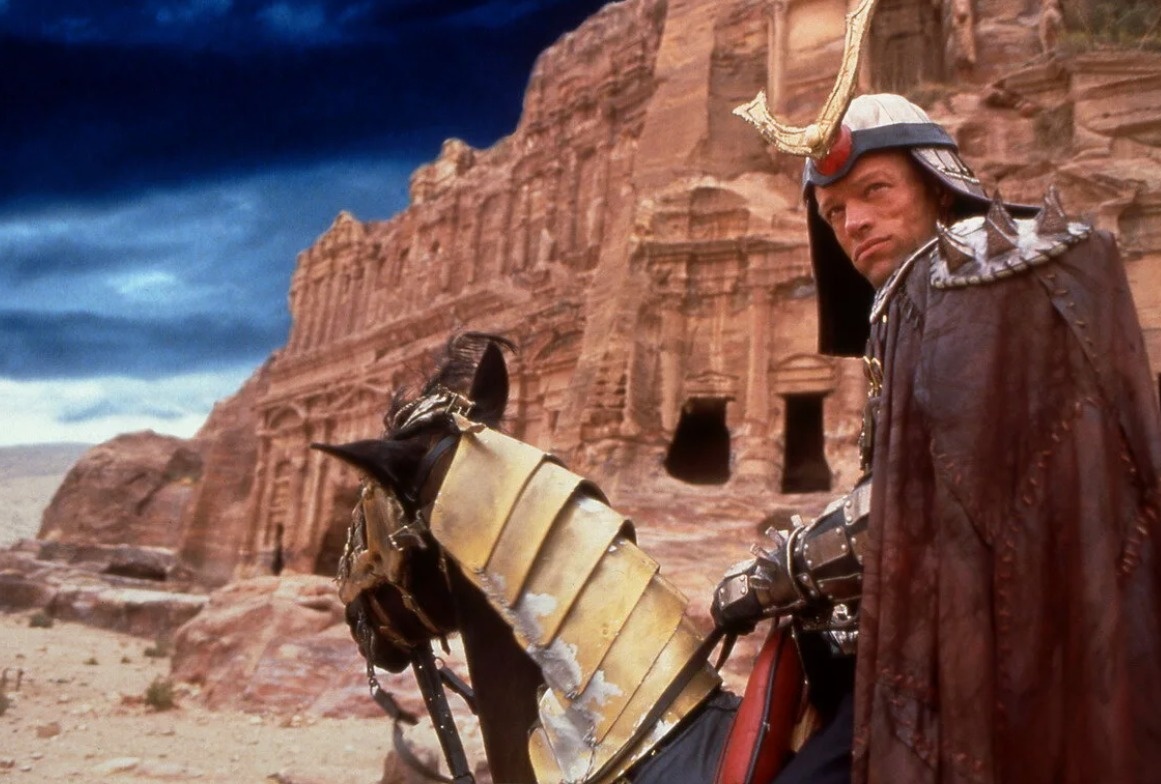 Кадр из фильма "Смертельная битва, 2", древний город Петра, Иордания