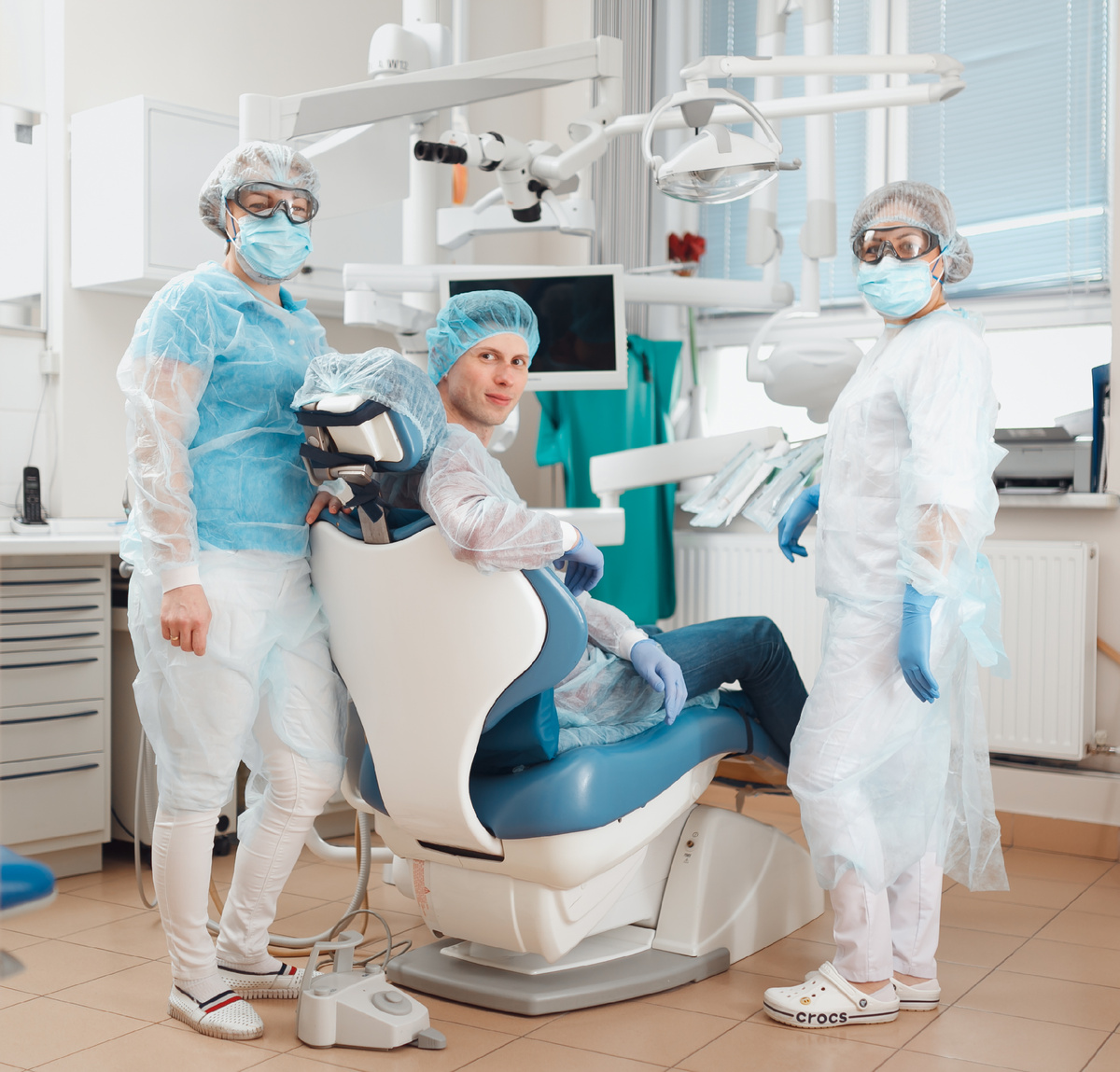 Фотография взята с сайта стоматологии Дмитрович Фэмили https://www.dmitrovich.ru/