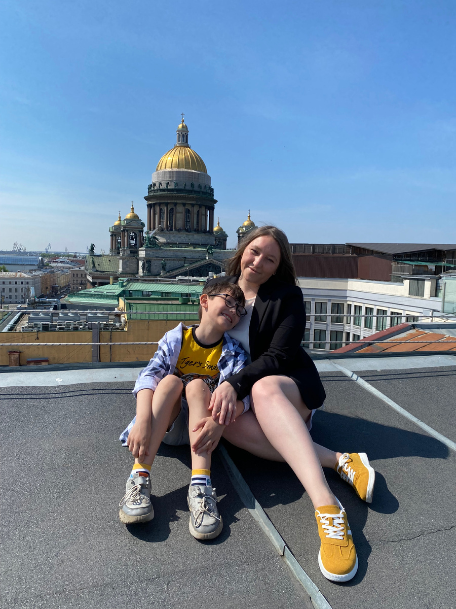 Вид на Исаакиевский собор.