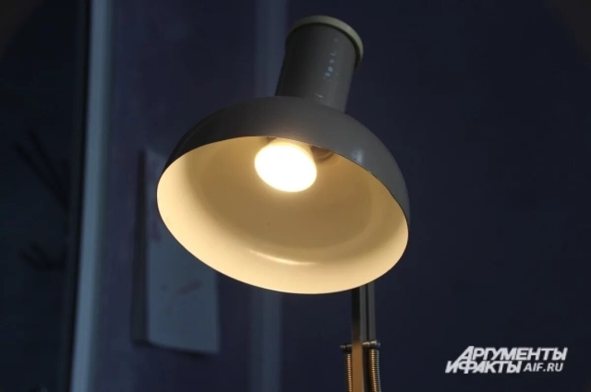    В Киеве и области ввели экстренные отключения электричества