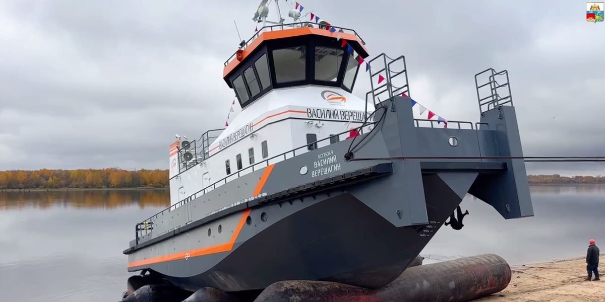 Спущен на воду буксир "Василий Верещагин" / Фото: Фото из видео мэрии Череповца  📷
