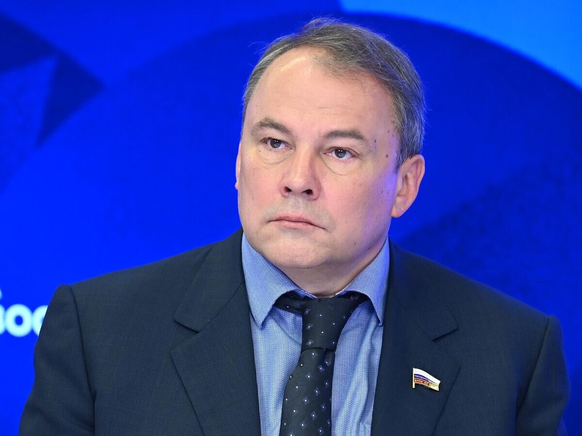    Заместитель председателя Государственной Думы Российской Федерации Петр Толстой© РИА Новости / Нина Зотина