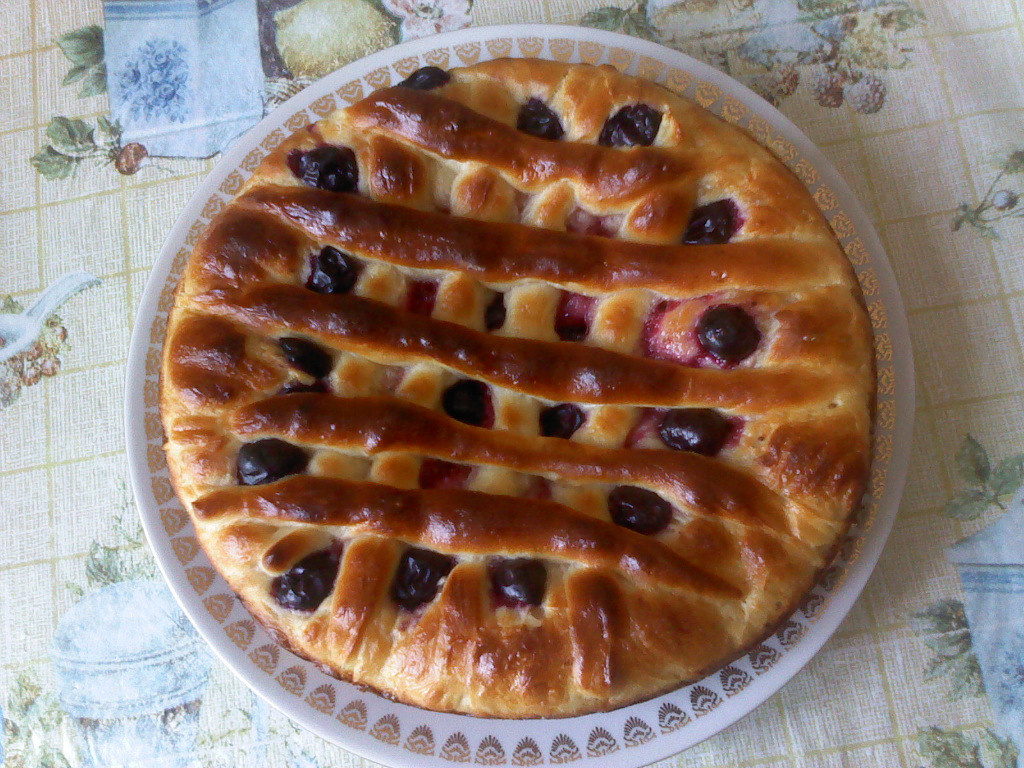 Мой пирог "в решеточку". Фирменное блюдо. Фото автора. 