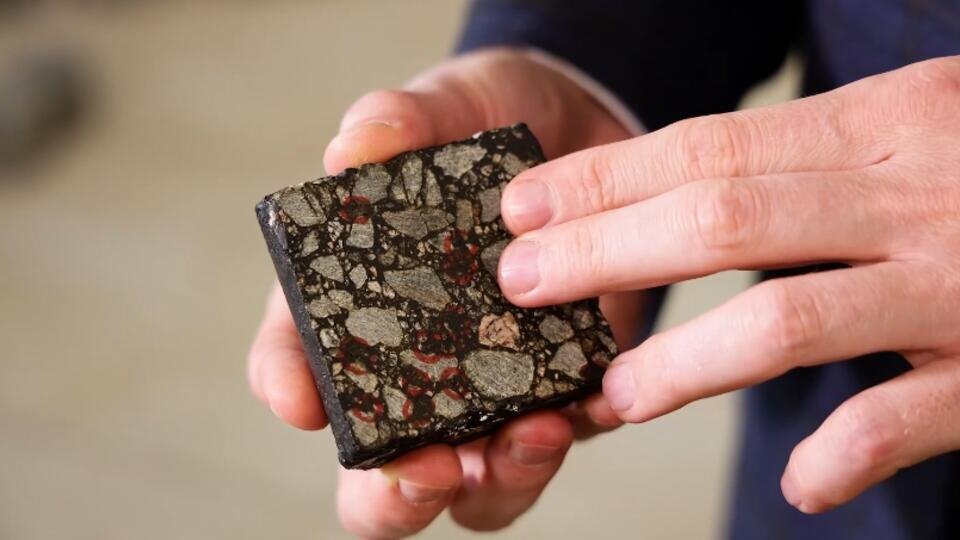 ФОТО: Кадр из программы "Наука и техника", РЕН ТВ