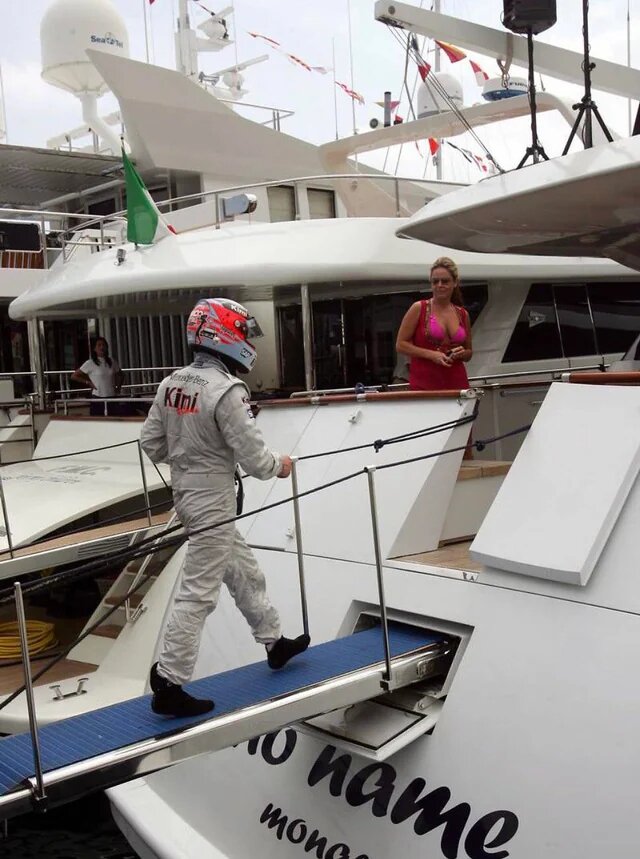 «Поход» Кими Райкконена на яхту