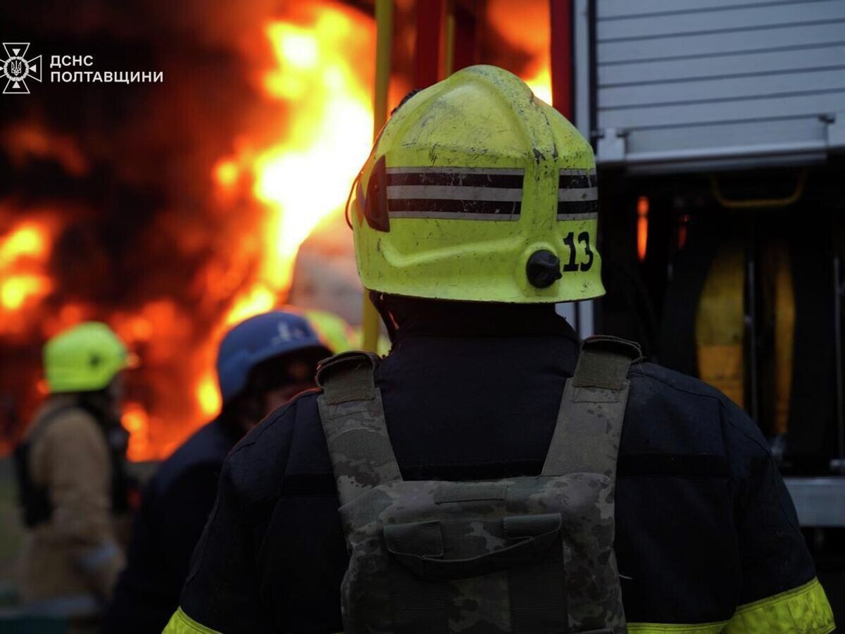    Пожар на объекте украинской энергетической инфраструктуры© Фото : ГСЧС Украины