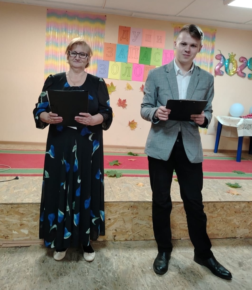 Кирилл Тихомиров исполняет обязанности главы Амбарного поселения с октября 2024 года.