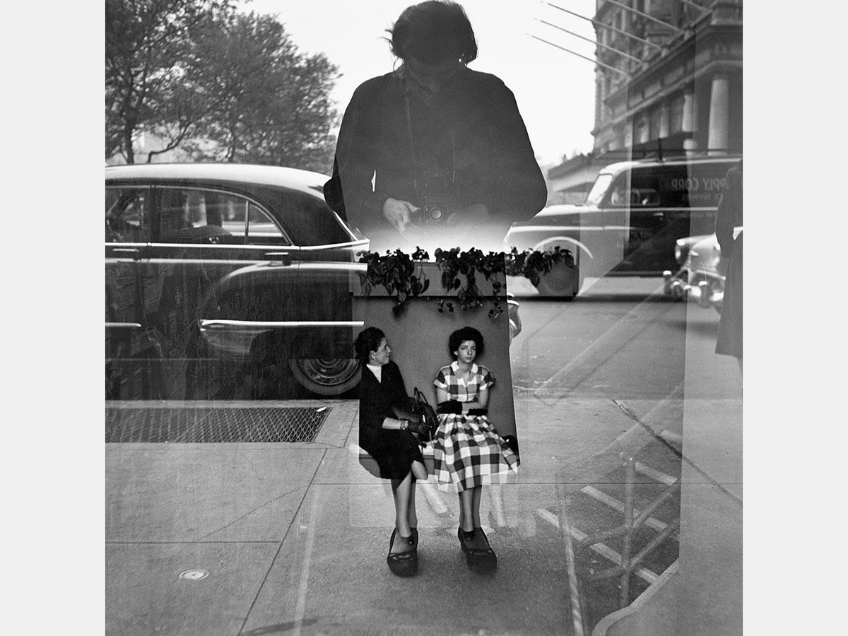 Фотографии в карусели: Вивьн Майер, Княжна Анастасия, Джо Байрон, Вивьен Майер. 