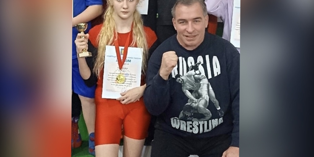 Сочинение Софьи Ухаловой о тренере по вольной борьбе Алексее Овчинникове