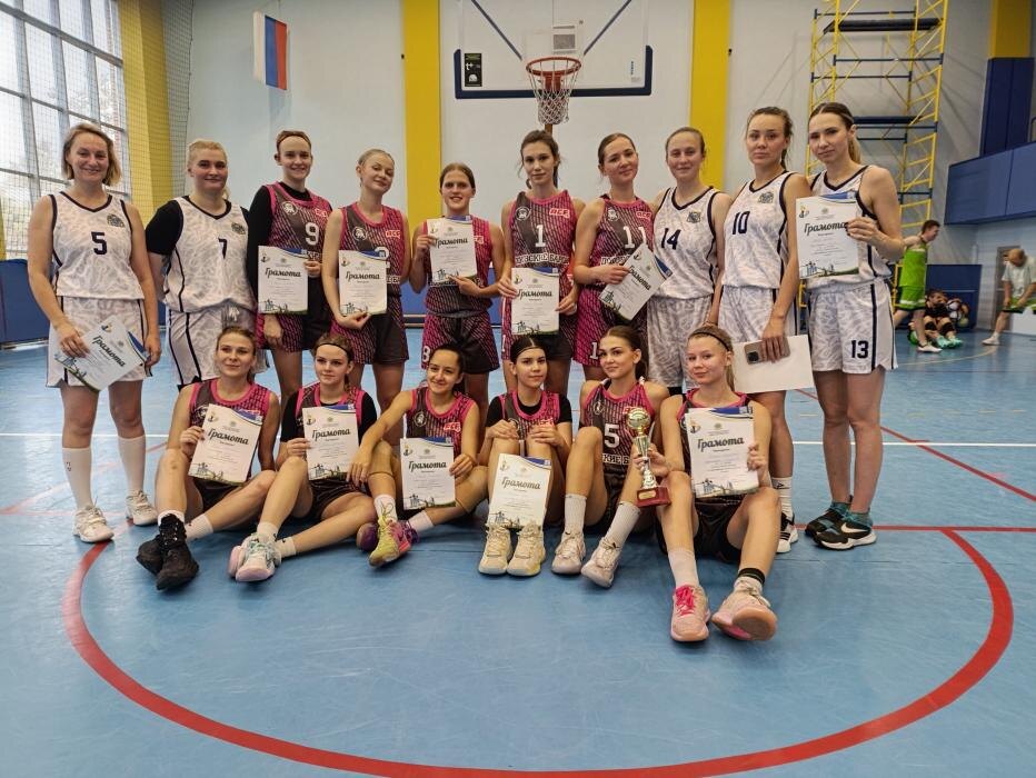 Подведены итоги Кубка Пскова по баскетболу среди женщин
Фото: Федерация баскетбола Пскова