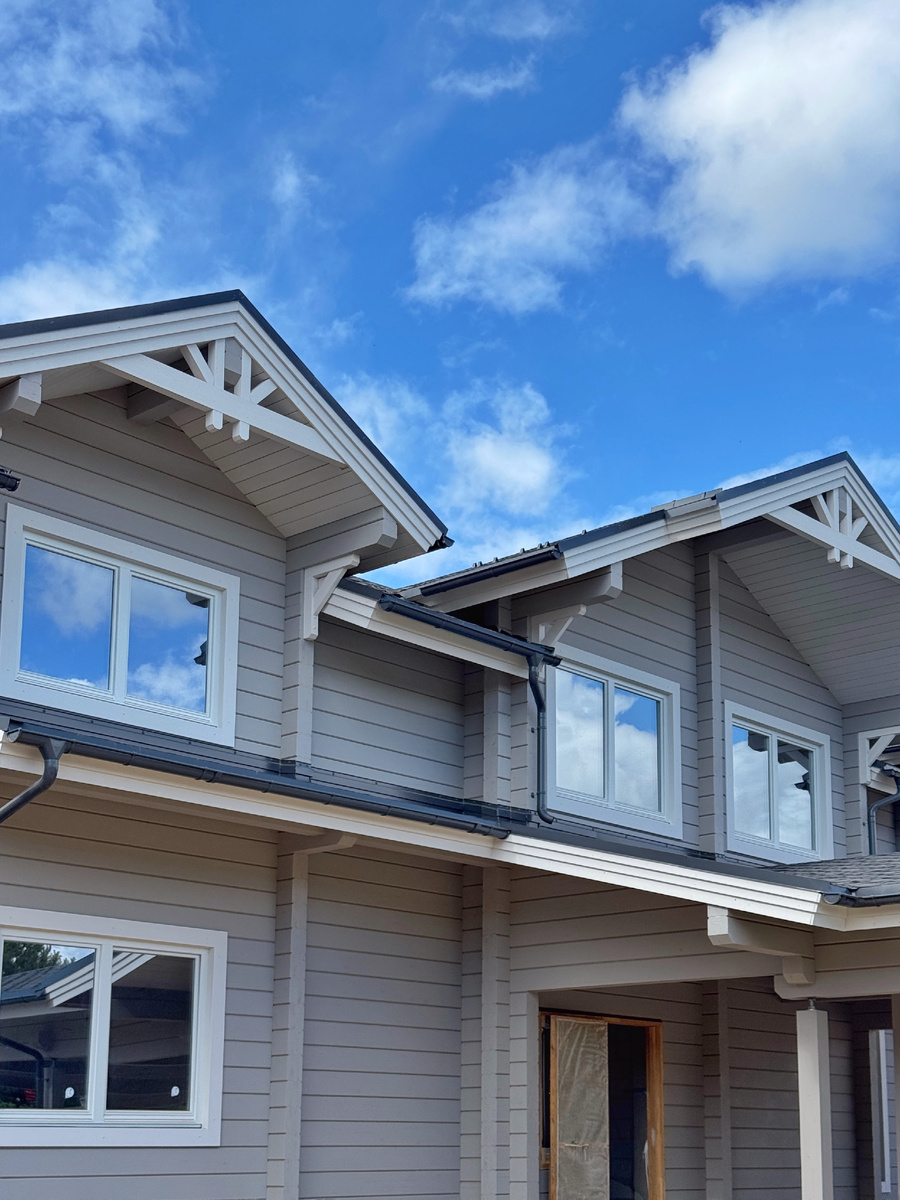 "Кукушки" необходимы на фасаде дома, чтобы в комнате был сформирован правильный потолок и полноценные окна