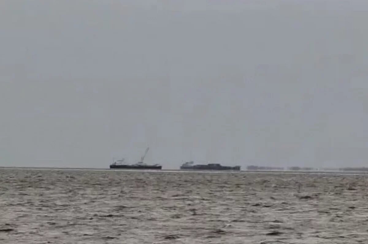    Выловили тела из воды.