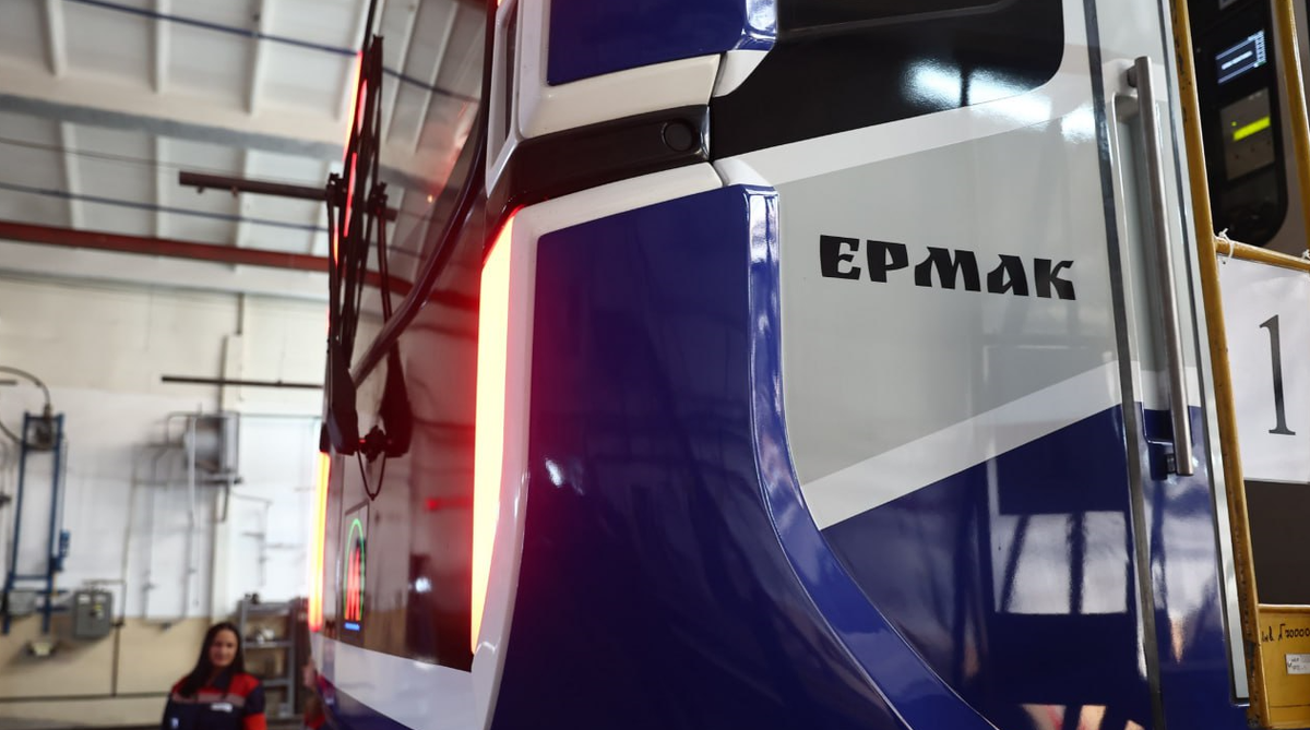 Метропоезд 81-725.3 «Ермак» в депо ТЧ-1 «Ельцовское», г. Новосибирск. Источник: НГС — новости Новосибирска