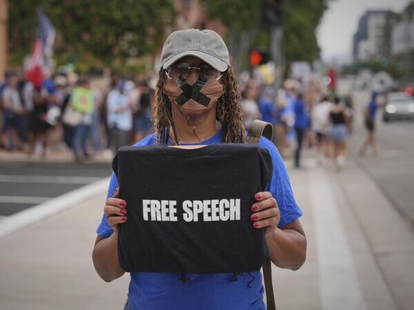    © AP Photo / Jae C. Hong