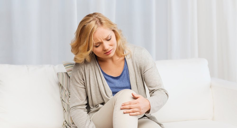 Стреляет в ногу! Защемление седалищного нерва: что делать, когда боль не даёт ходить, сидеть и даже спать — и как вернуть себе подвижность