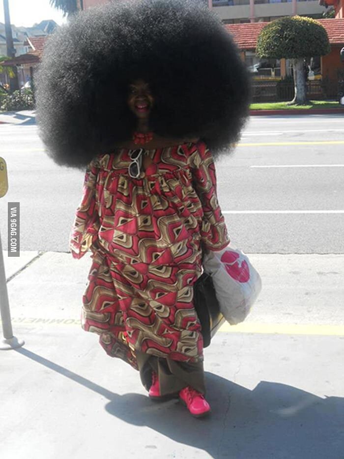 Мечта. Мечтаю о такой гриве, чтобы собрать ее в хвост. Получится моя прическа из 1988-го.))