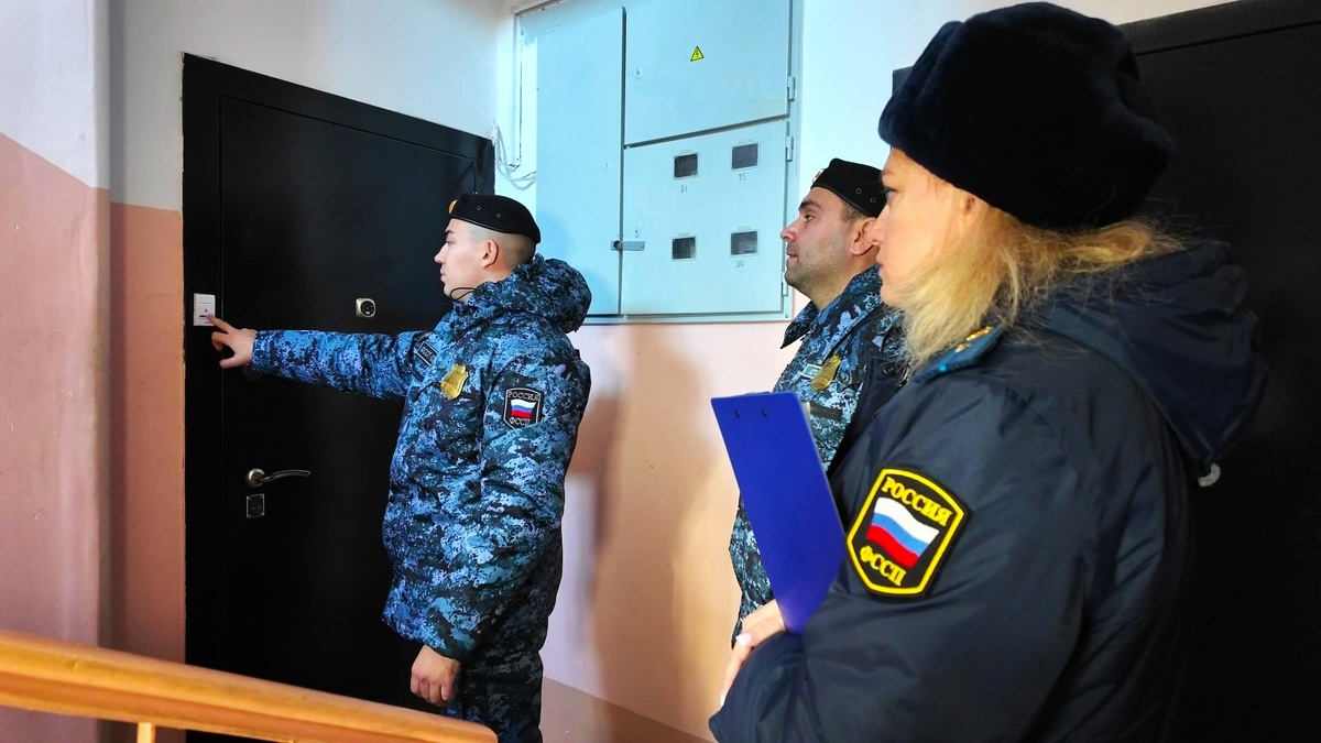    В Югре взыскали почти 2 миллиарда рублей с должников по алиментам