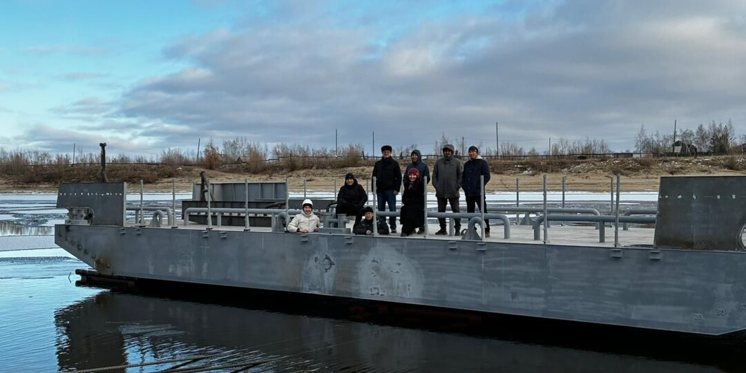 Жатайская судоверфь в Якутии спустила на воду первое собственное судно
