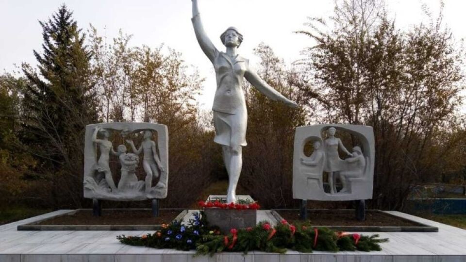    Мемориальный комплекс памяти Надежда Курченко. Источник: kluchialt.gosuslugi.ru