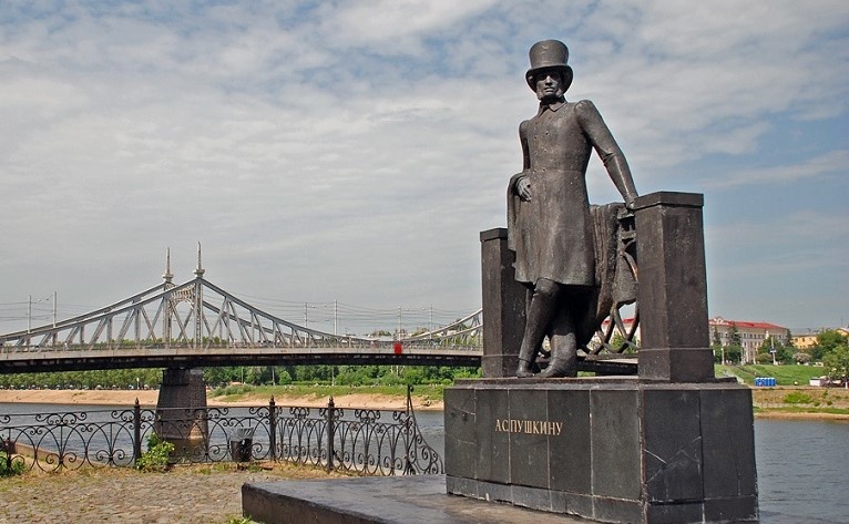 Памятник Пушкину в Твери
