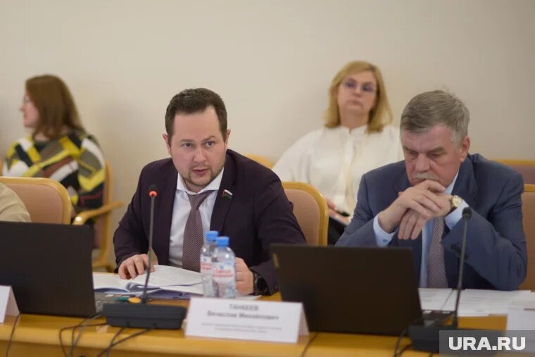 Депутат Глеб Трубин занял позицию главы фракции ЛДПР в Тюменской облдуме. Фото: Марат Губайдуллин © URA.RU