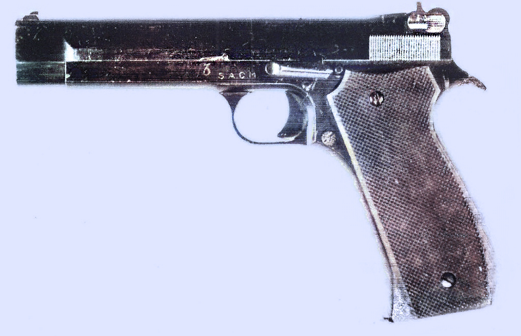  Прототип фирмы SACM, представлявший собой 9-мм версию Mle.1935A. Первым выбыл из конкурса