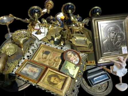 Возраст есть, а цена разная в разы