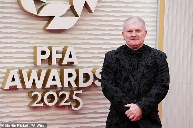 Рики Хаттон