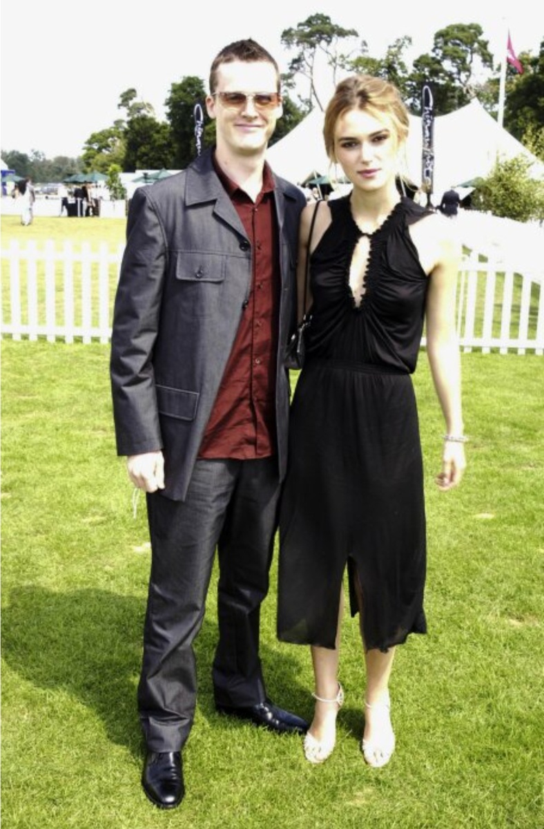 Первая ее попытка, которая не удалась и он полетел вон из ее судьбы и она наверное о нем и не вспоминала потом и дальше жила как хотела, как мечтала, что надумала, то и делала