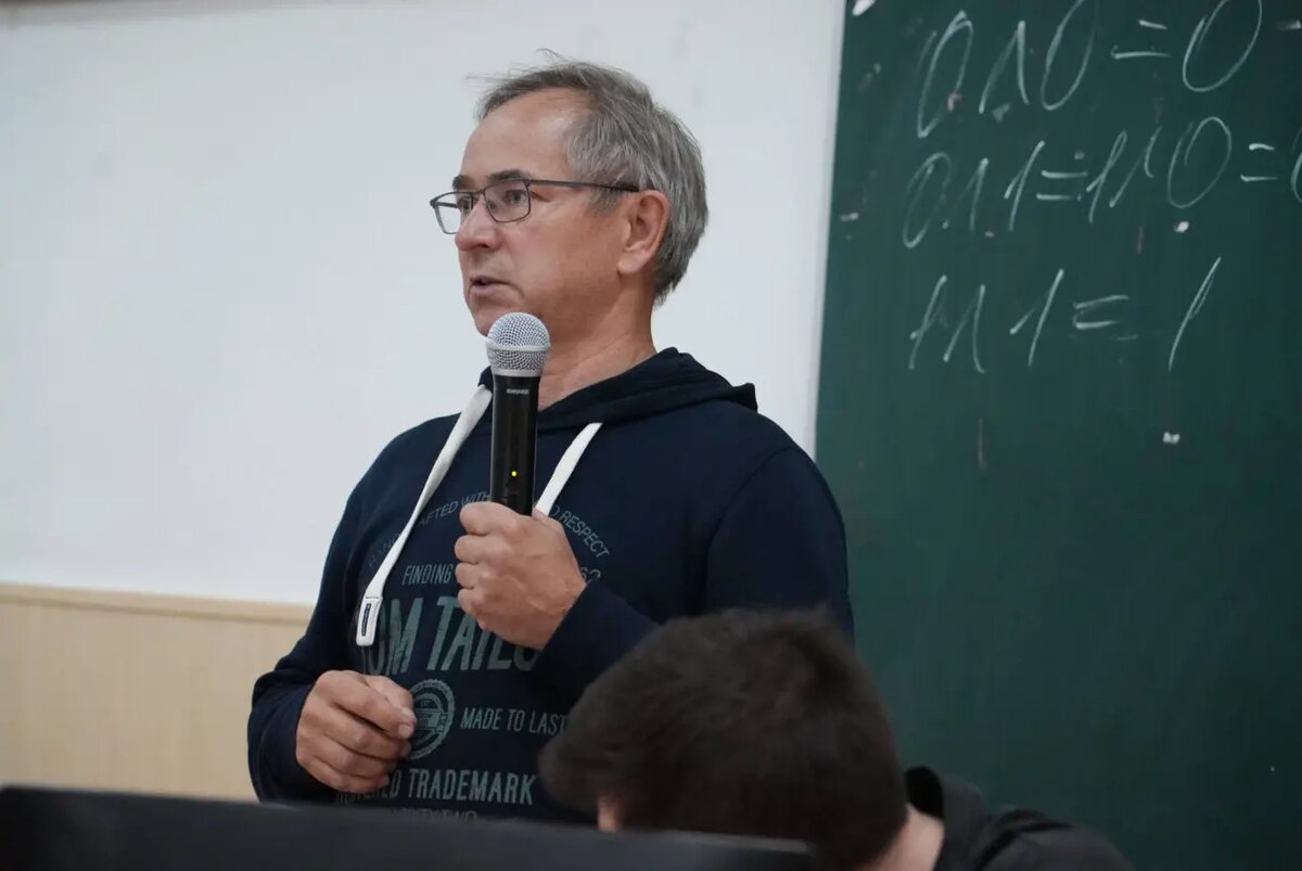 Дмитрий МадуровФото:пресс-служба Ингушского госуниверситета